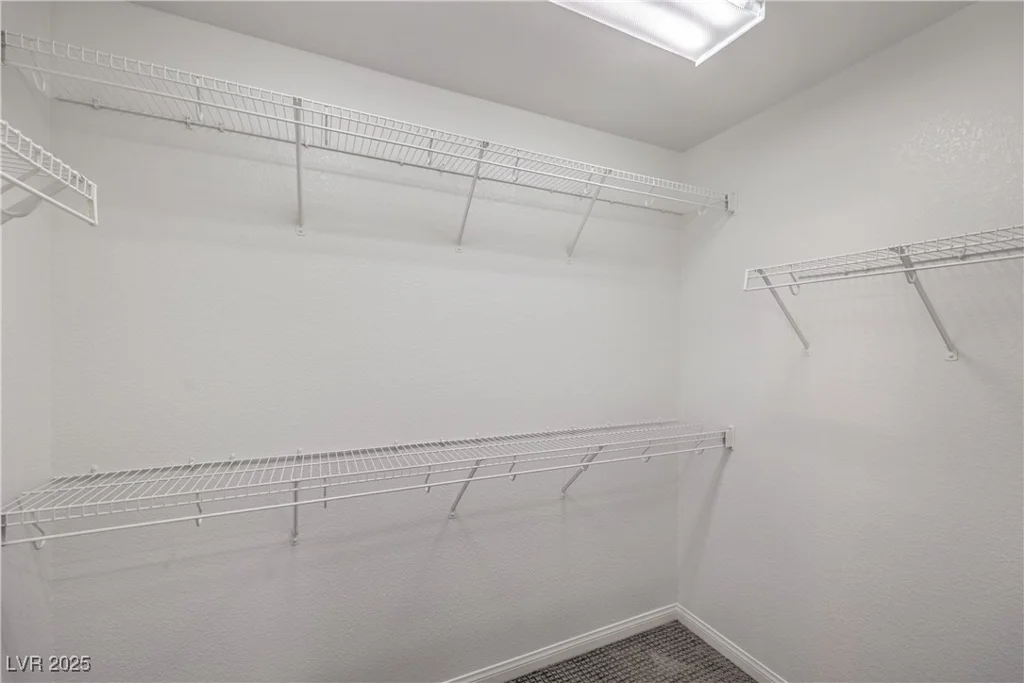 7095 Mountain Den, Las Vegas, NV 89179