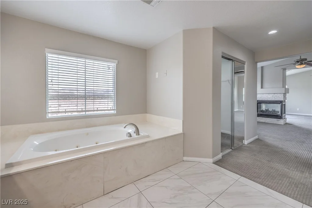7095 Mountain Den, Las Vegas, NV 89179