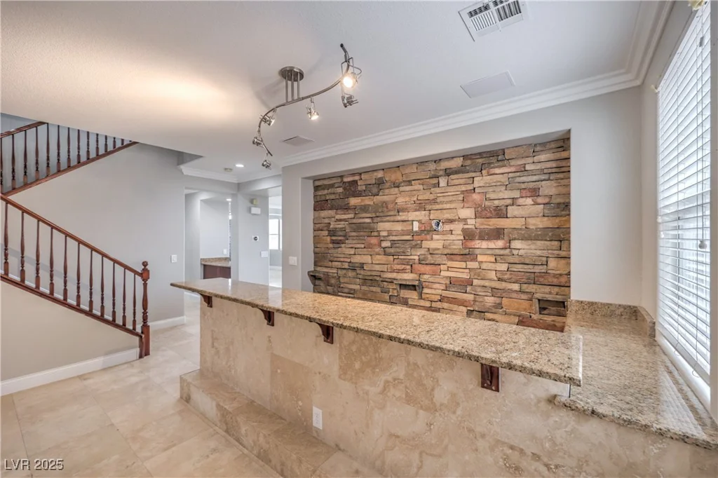 7095 Mountain Den, Las Vegas, NV 89179