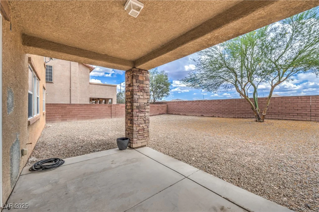 7095 Mountain Den, Las Vegas, NV 89179