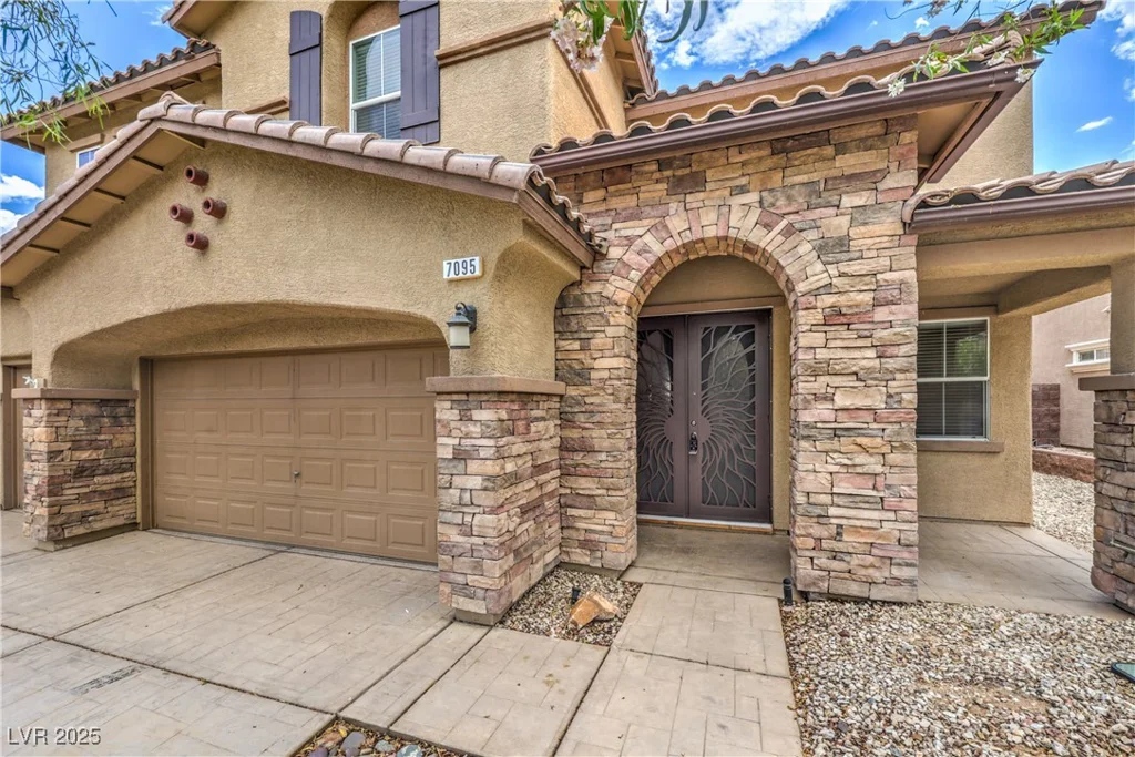 7095 Mountain Den, Las Vegas, NV 89179