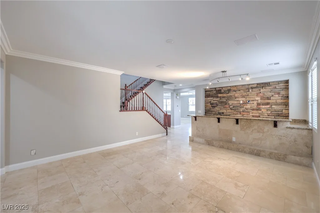 7095 Mountain Den, Las Vegas, NV 89179