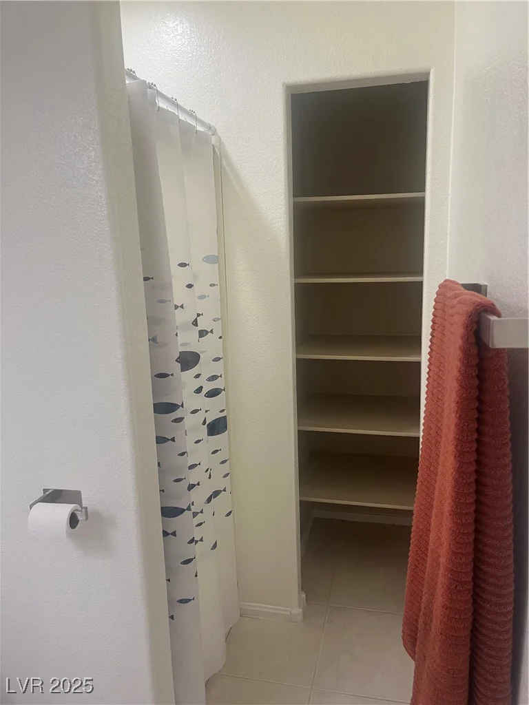 9365 Sparkling Waters, Las Vegas, NV 89129