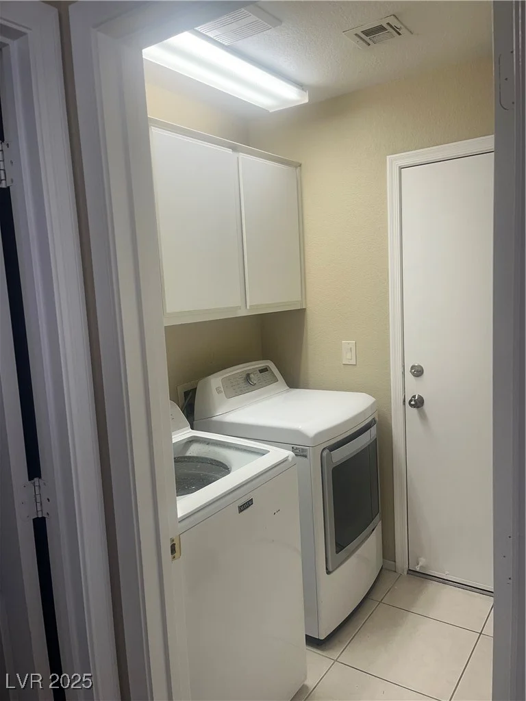 9365 Sparkling Waters, Las Vegas, NV 89129