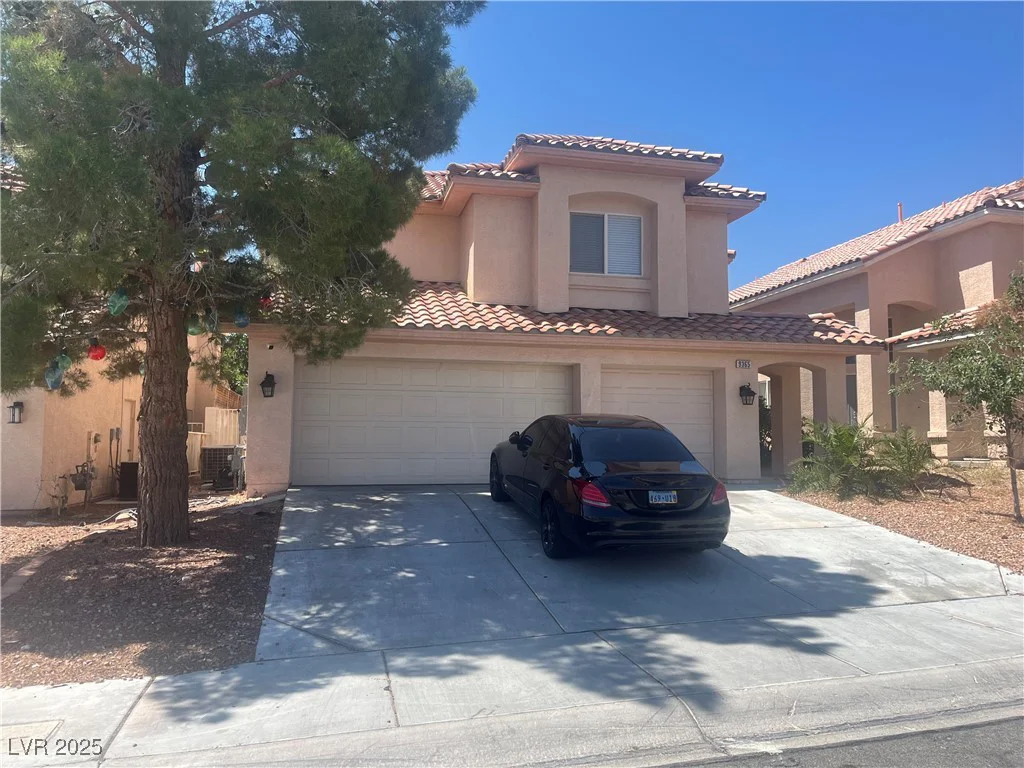 9365 Sparkling Waters, Las Vegas, NV 89129
