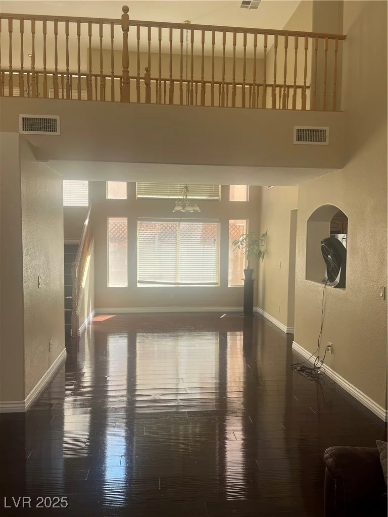 9365 Sparkling Waters, Las Vegas, NV 89129