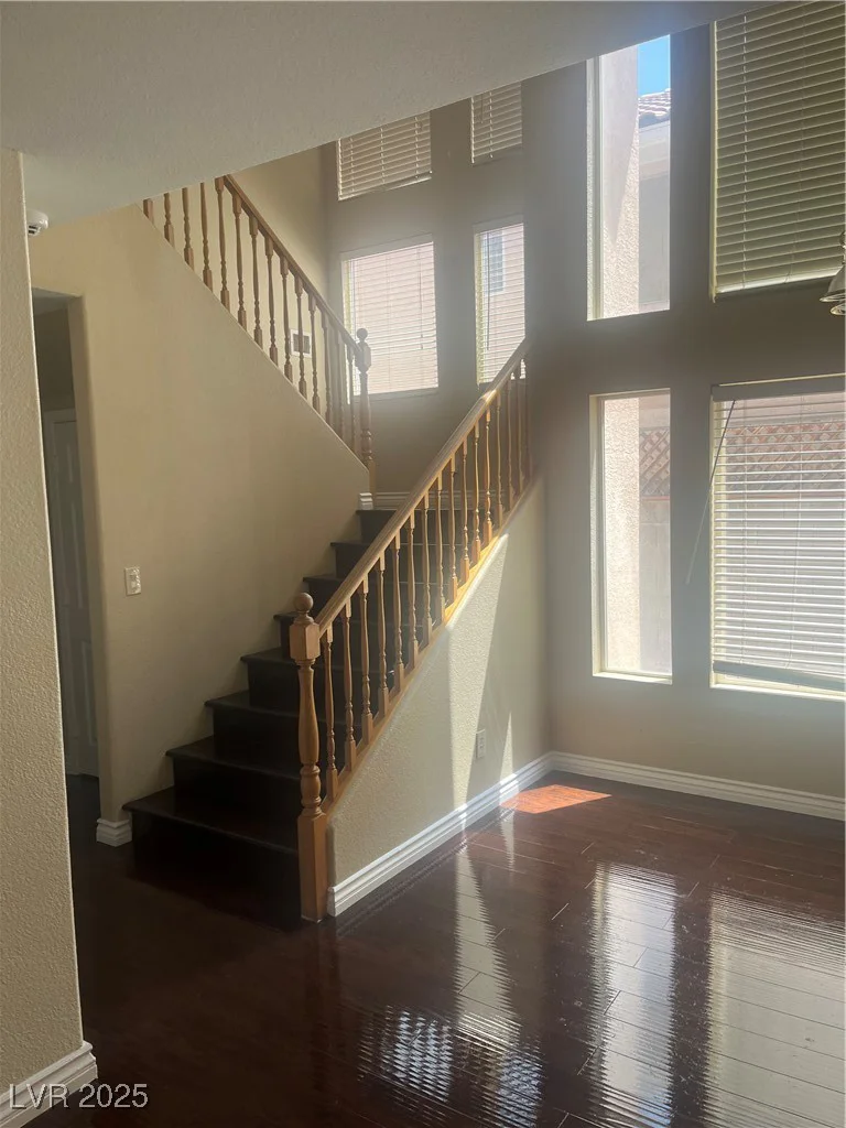 9365 Sparkling Waters, Las Vegas, NV 89129
