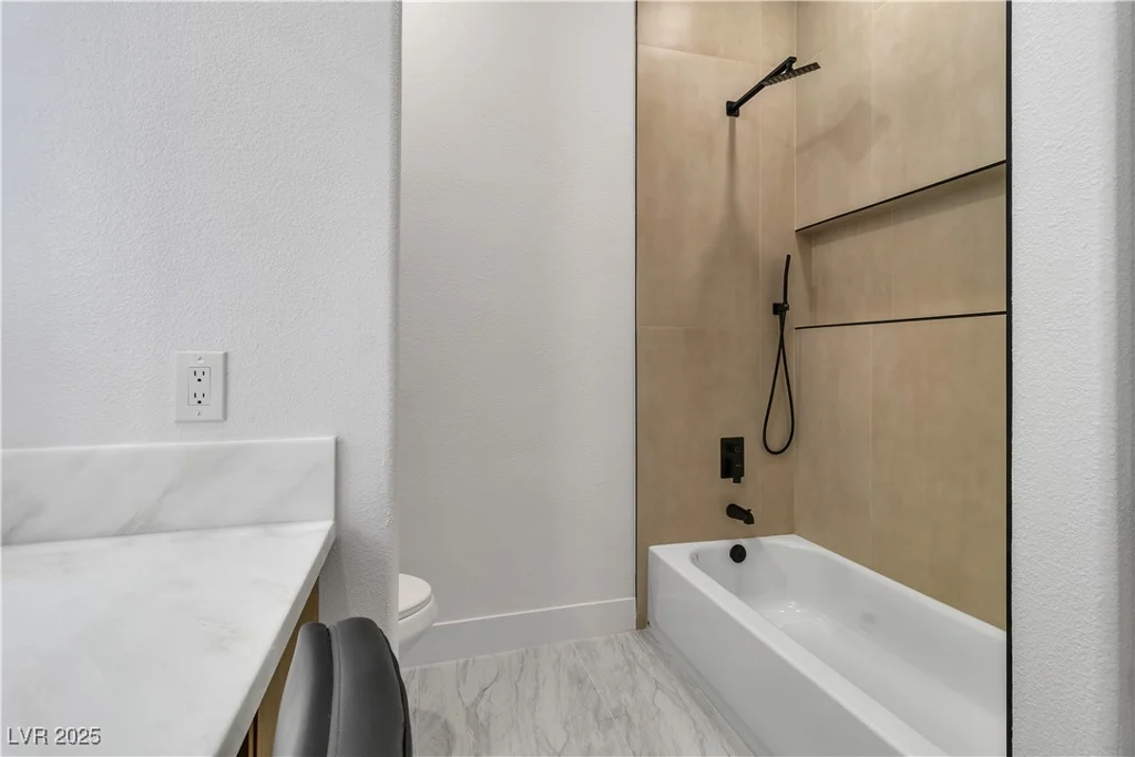 7738 Willow Cove, Las Vegas, NV 89129
