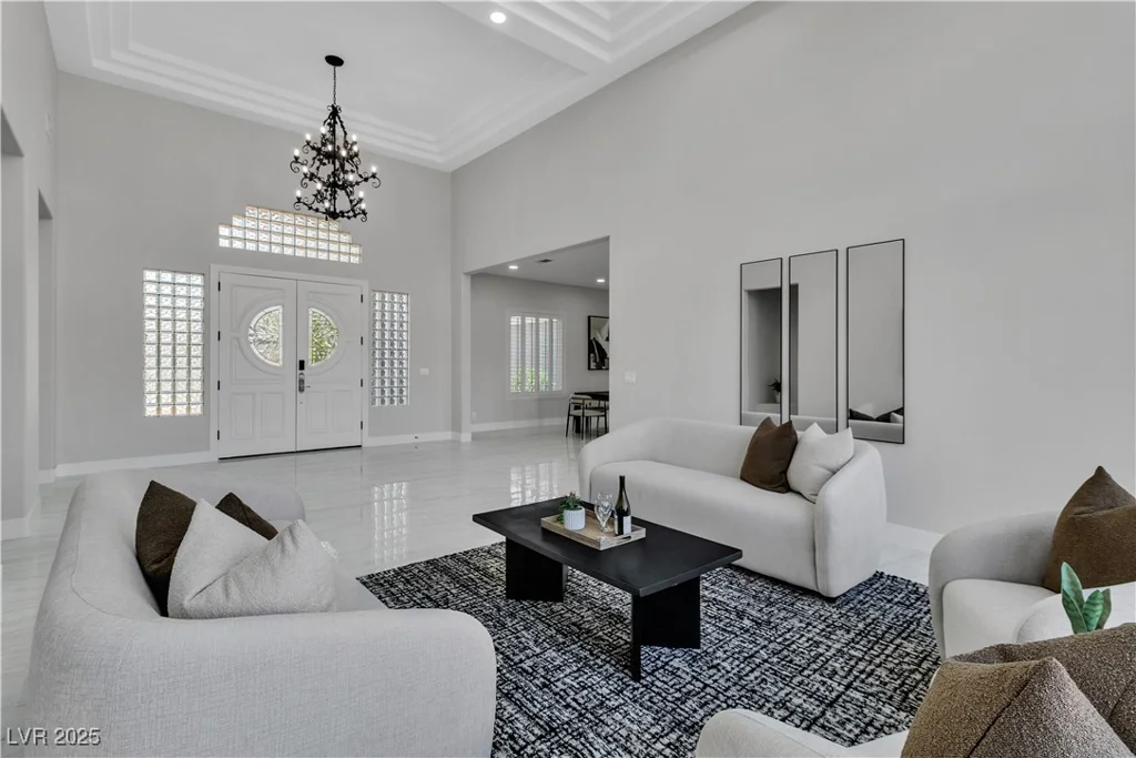 7738 Willow Cove, Las Vegas, NV 89129