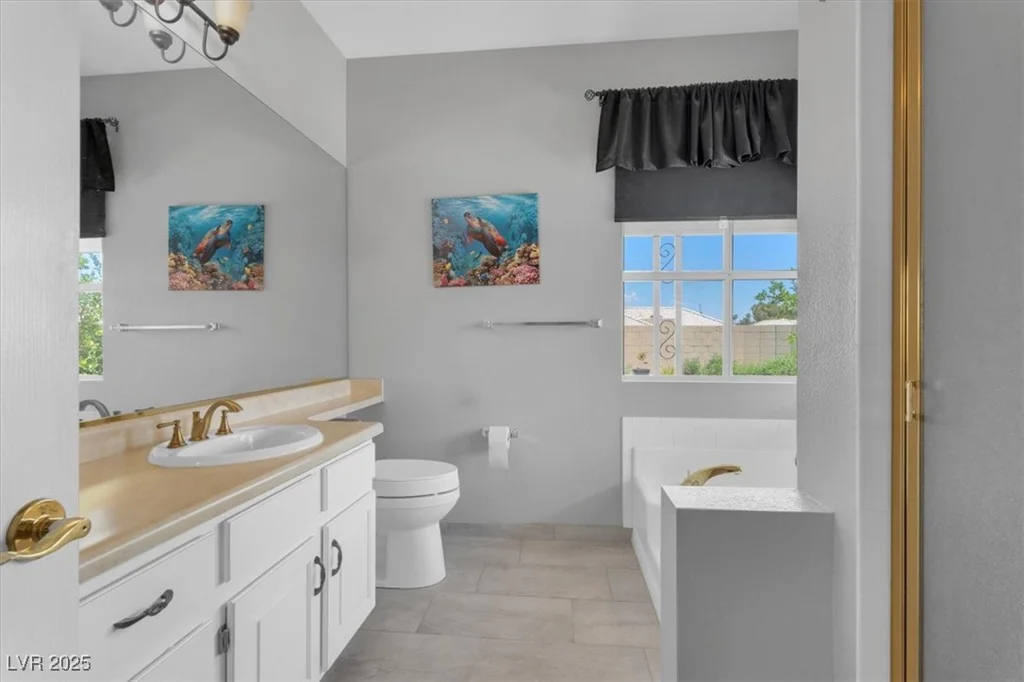 471 Fallwood, Las Vegas, NV 89107
