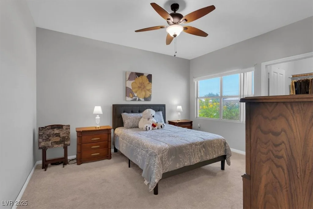 471 Fallwood, Las Vegas, NV 89107