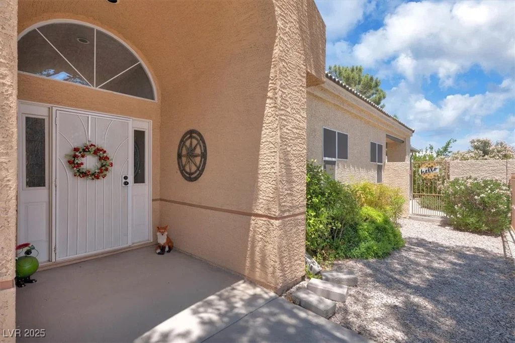 471 Fallwood, Las Vegas, NV 89107