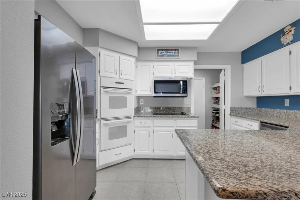 471 Fallwood, Las Vegas, NV 89107