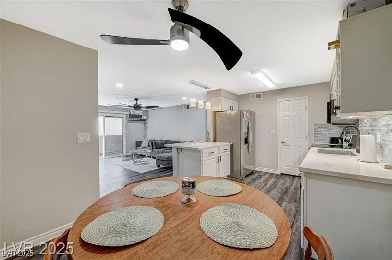 2451 Rainbow, Las Vegas, NV 89108