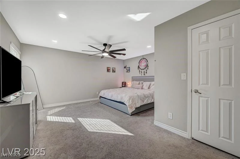2451 Rainbow, Las Vegas, NV 89108