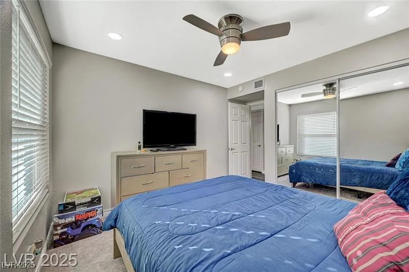 2451 Rainbow, Las Vegas, NV 89108