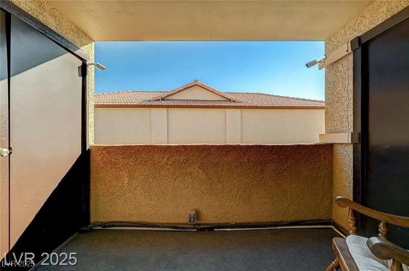 2451 Rainbow, Las Vegas, NV 89108