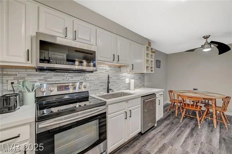 2451 Rainbow, Las Vegas, NV 89108
