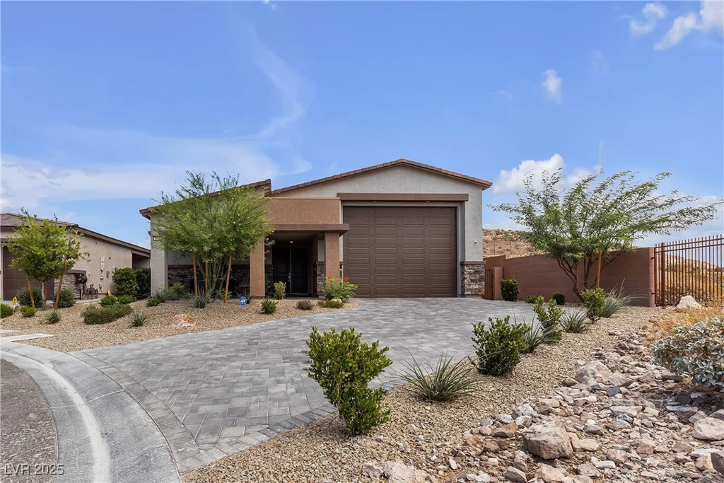 9570 Thistle Creek, Las Vegas, NV 89178