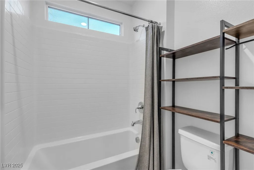 9570 Thistle Creek, Las Vegas, NV 89178