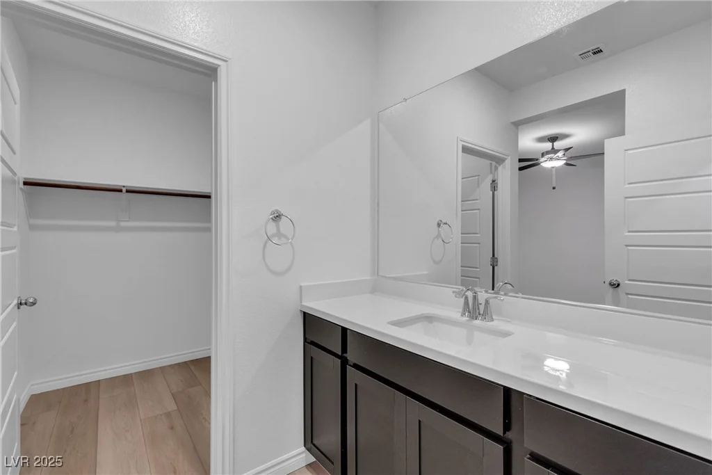 9570 Thistle Creek, Las Vegas, NV 89178