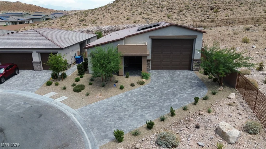 9570 Thistle Creek, Las Vegas, NV 89178