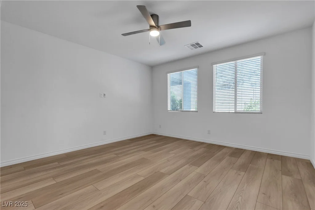 9570 Thistle Creek, Las Vegas, NV 89178