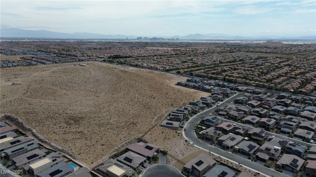 9570 Thistle Creek, Las Vegas, NV 89178