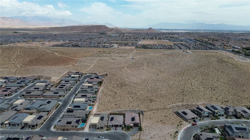 9570 Thistle Creek, Las Vegas, NV 89178