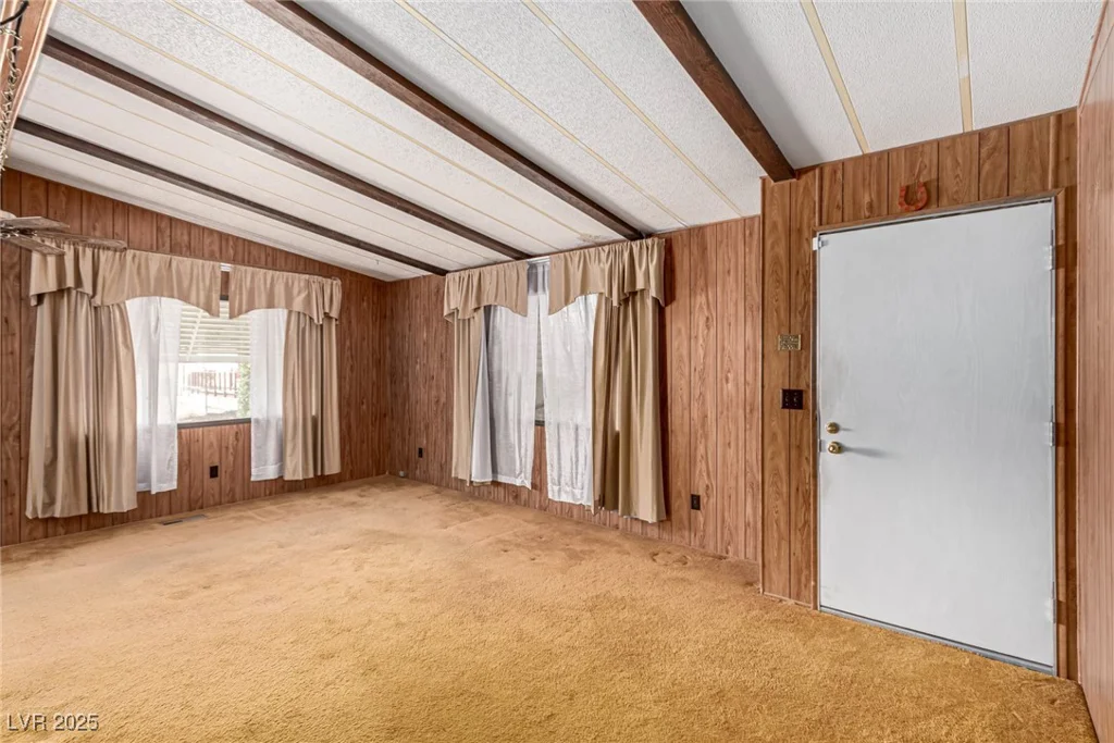 230 Copper Flats, Pahrump, NV 89048