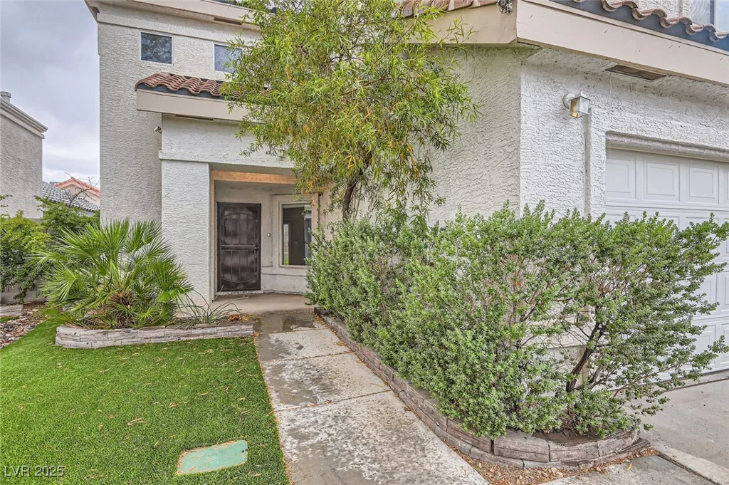 7267 Mesa Vista, Las Vegas, NV 89113