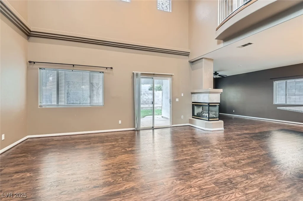 7267 Mesa Vista, Las Vegas, NV 89113
