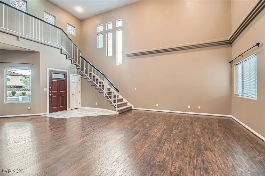 7267 Mesa Vista, Las Vegas, NV 89113