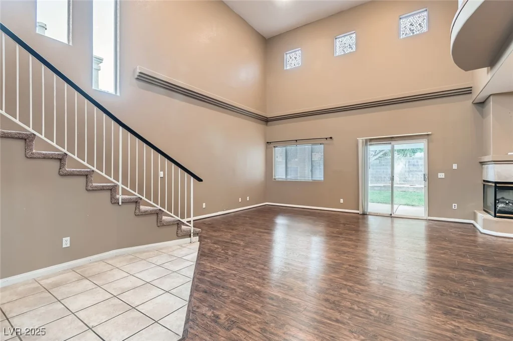7267 Mesa Vista, Las Vegas, NV 89113