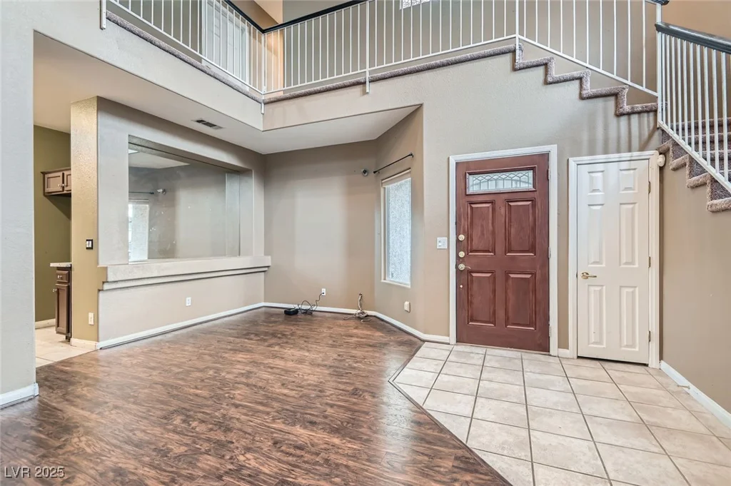 7267 Mesa Vista, Las Vegas, NV 89113