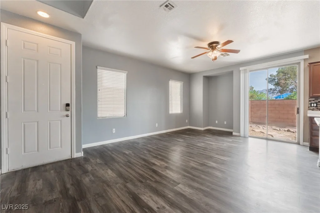 28 Yellow Flame, North Las Vegas, NV 89084