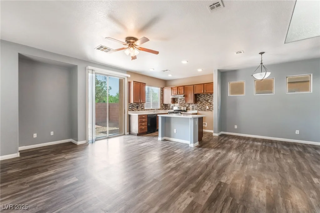 28 Yellow Flame, North Las Vegas, NV 89084