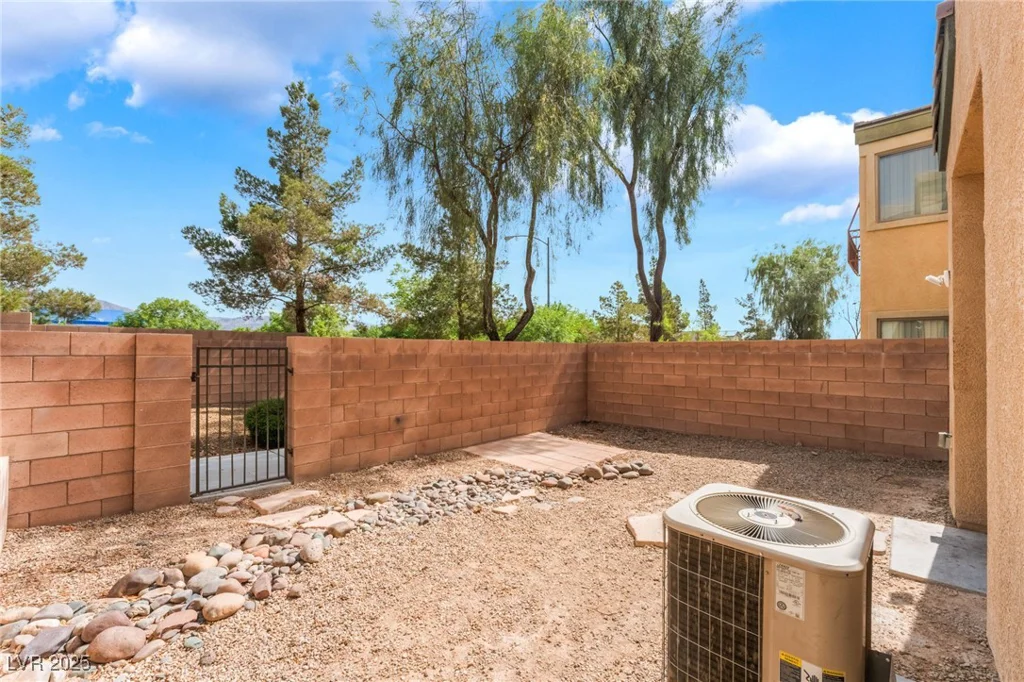 28 Yellow Flame, North Las Vegas, NV 89084