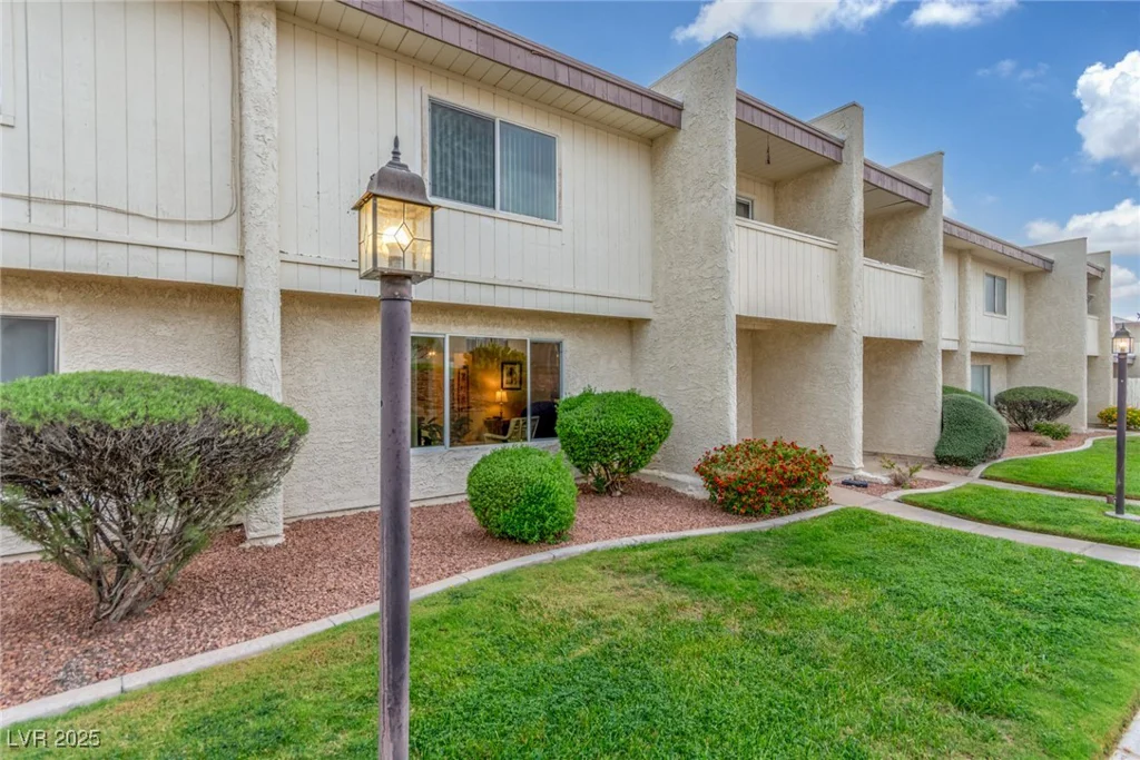 768 Lawrence, Henderson, NV 89015