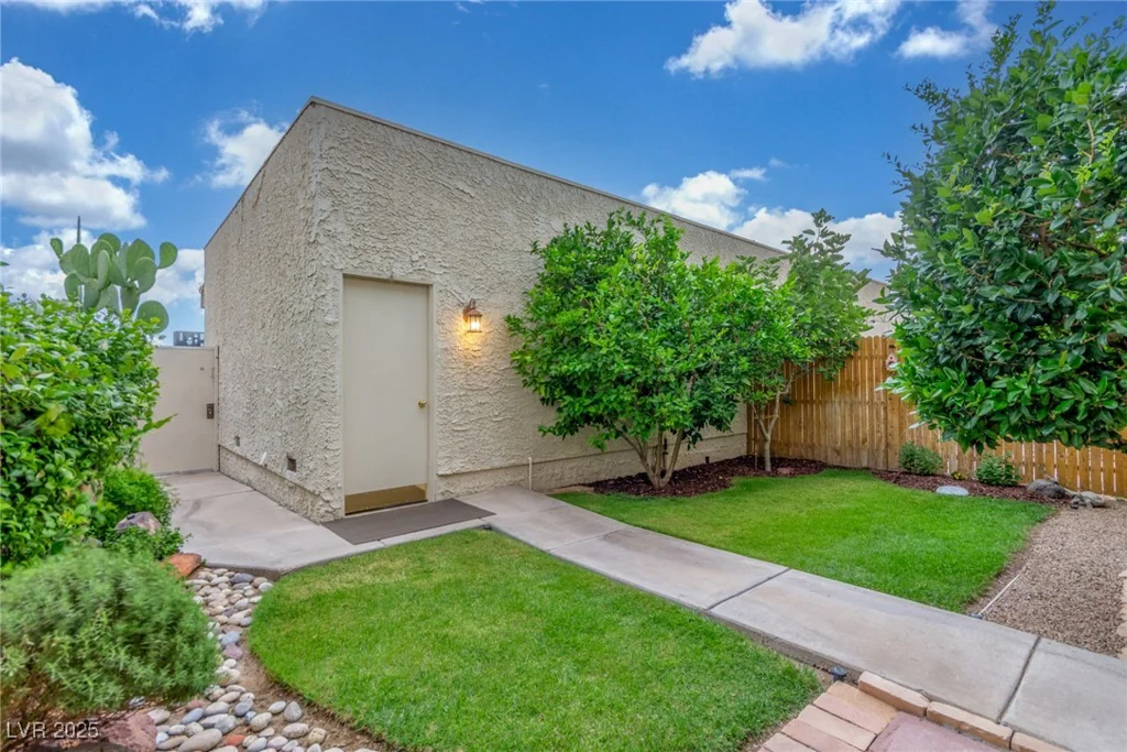 768 Lawrence, Henderson, NV 89015