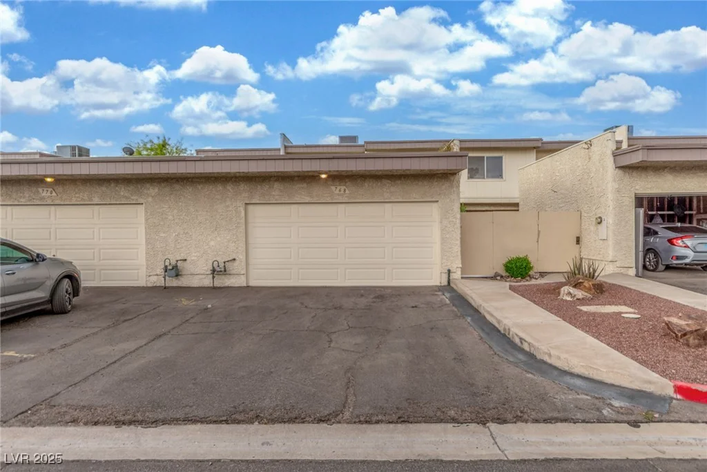 768 Lawrence, Henderson, NV 89015