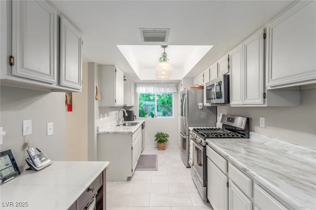 768 Lawrence, Henderson, NV 89015