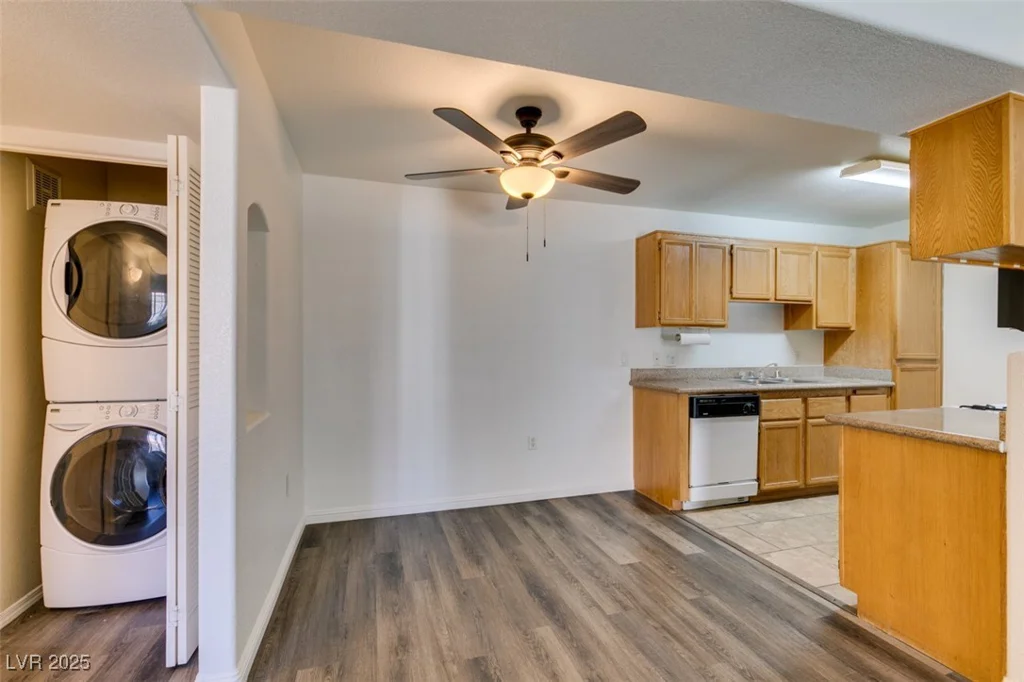 3318 Decatur, Las Vegas, NV 89130