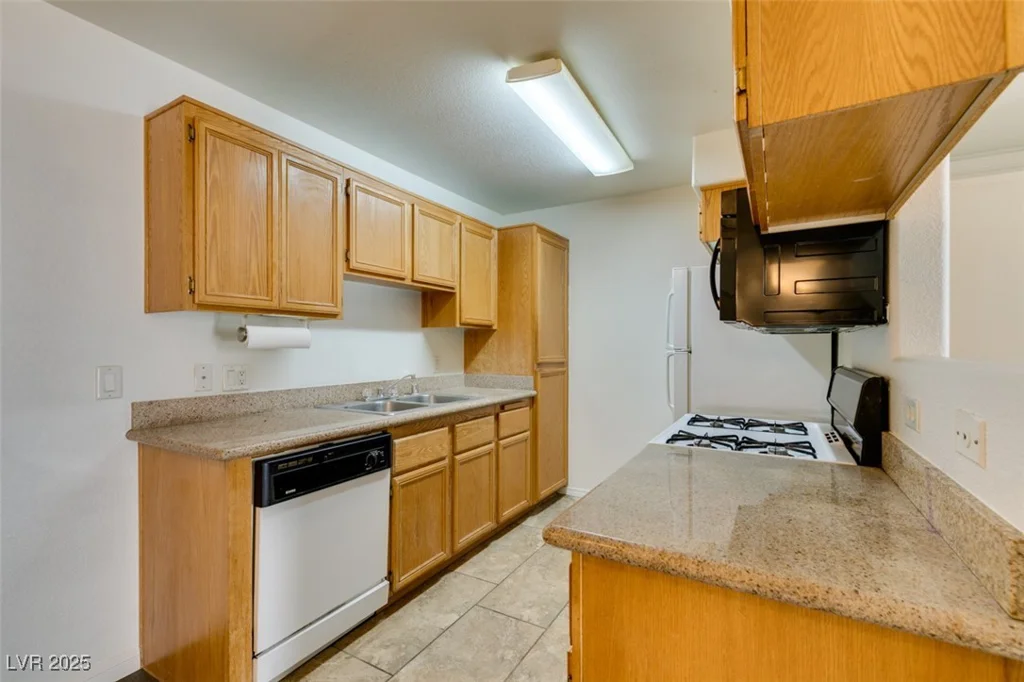 3318 Decatur, Las Vegas, NV 89130