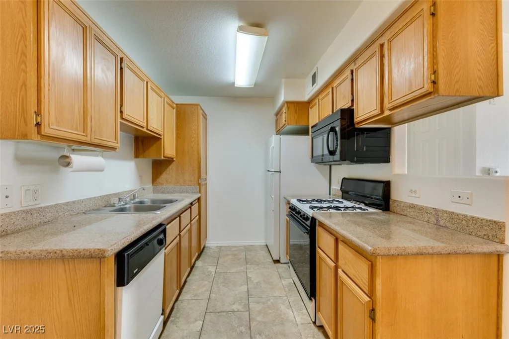 3318 Decatur, Las Vegas, NV 89130