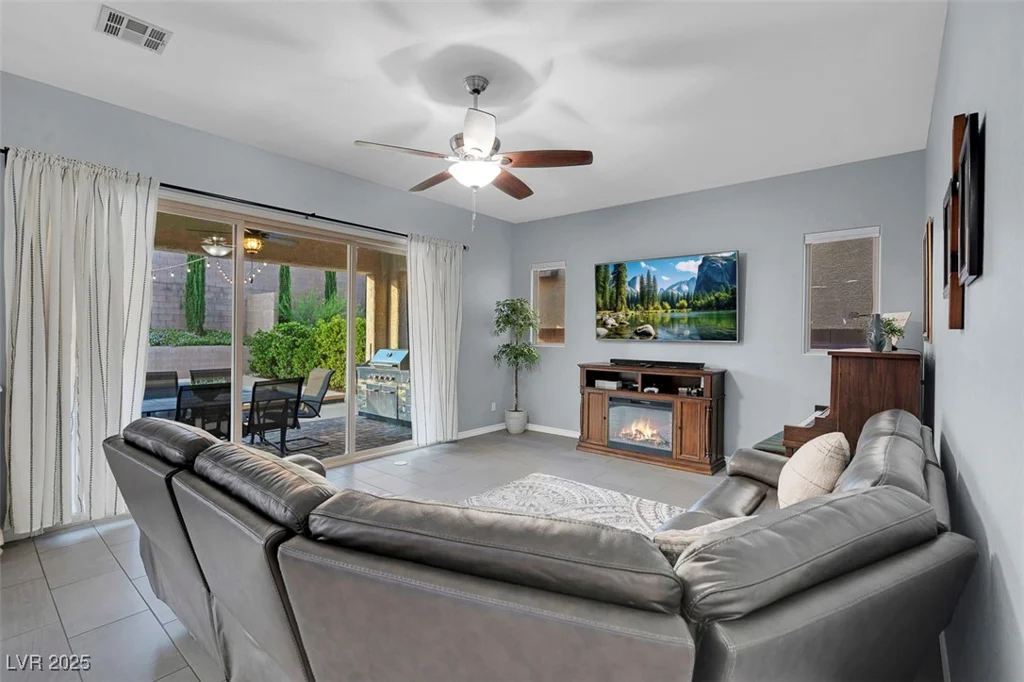 9654 Starfish Reef, Las Vegas, NV 89178