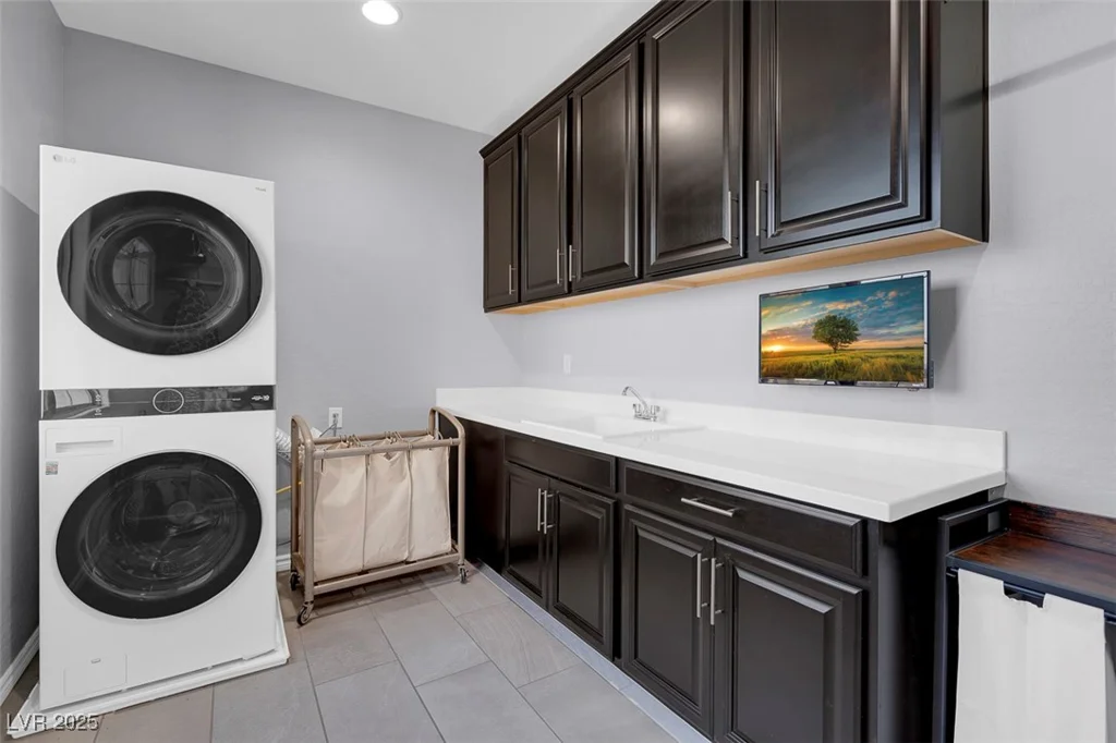 9654 Starfish Reef, Las Vegas, NV 89178