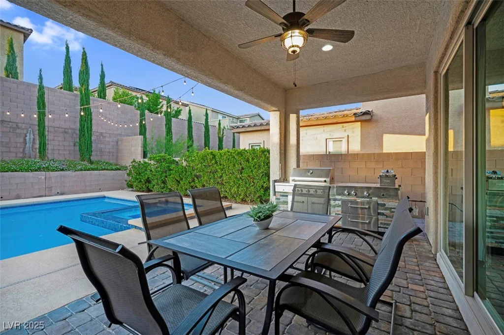 9654 Starfish Reef, Las Vegas, NV 89178