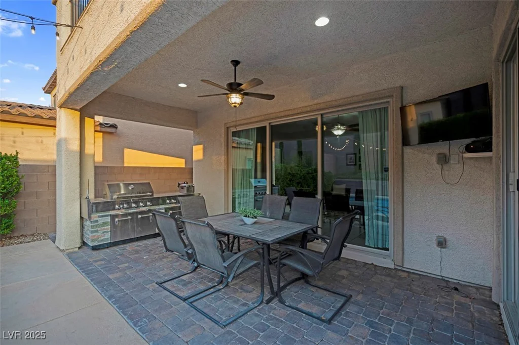 9654 Starfish Reef, Las Vegas, NV 89178