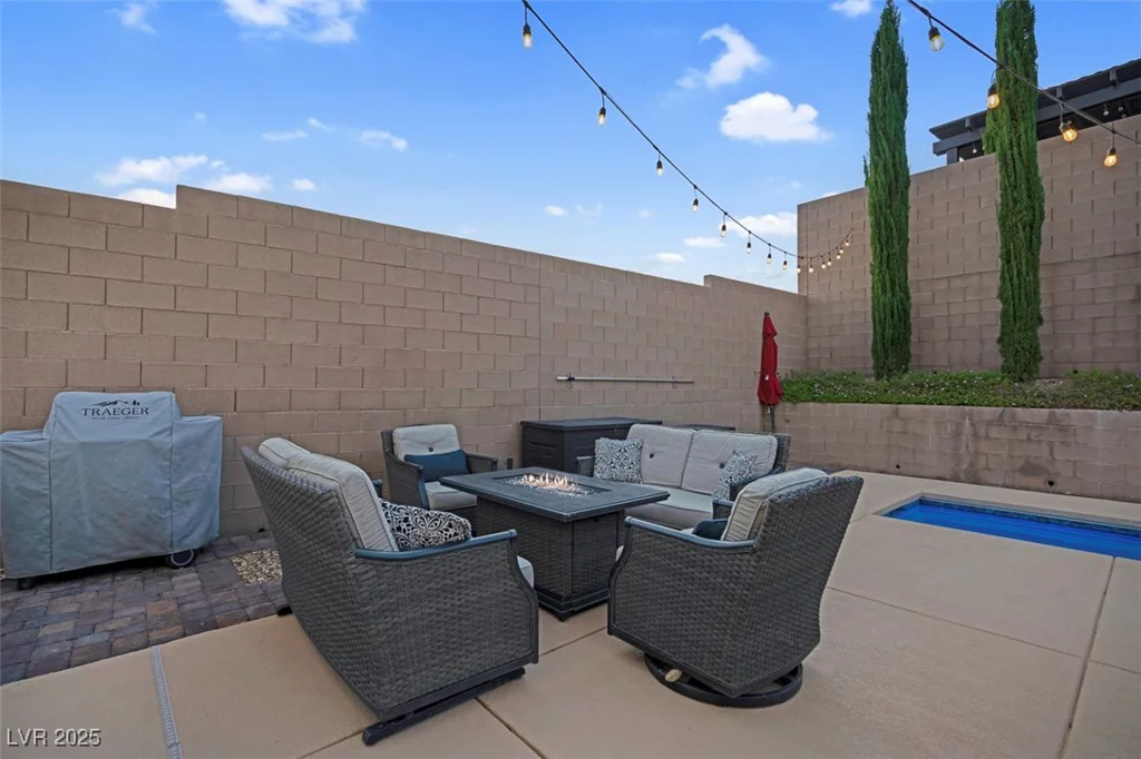 9654 Starfish Reef, Las Vegas, NV 89178